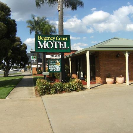 Regency Court Motel 코브람 외부 사진